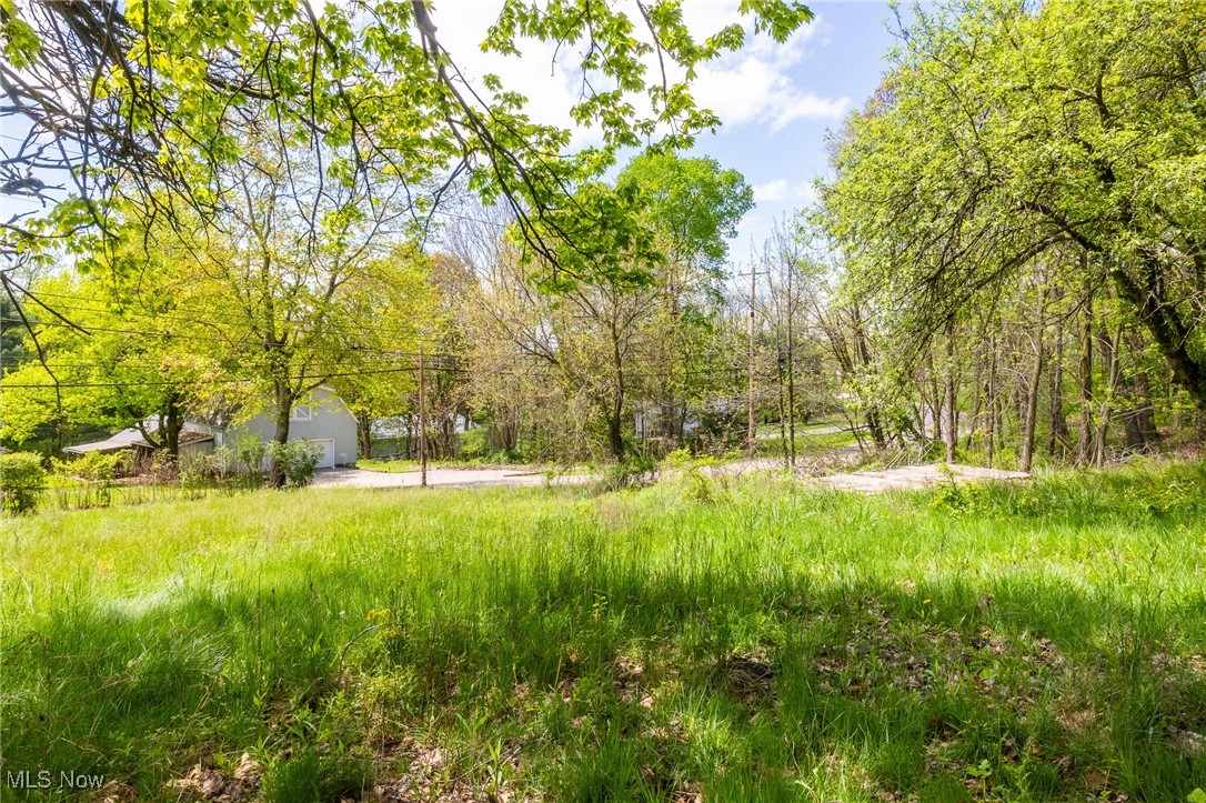 7592 Fort Laurens Road, Strasburg, Ohio image 30