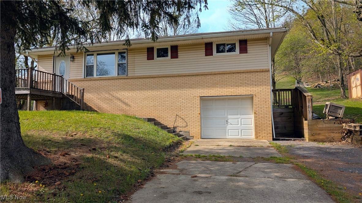 76 Edison Lane, New Cumberland, West Virginia image 2