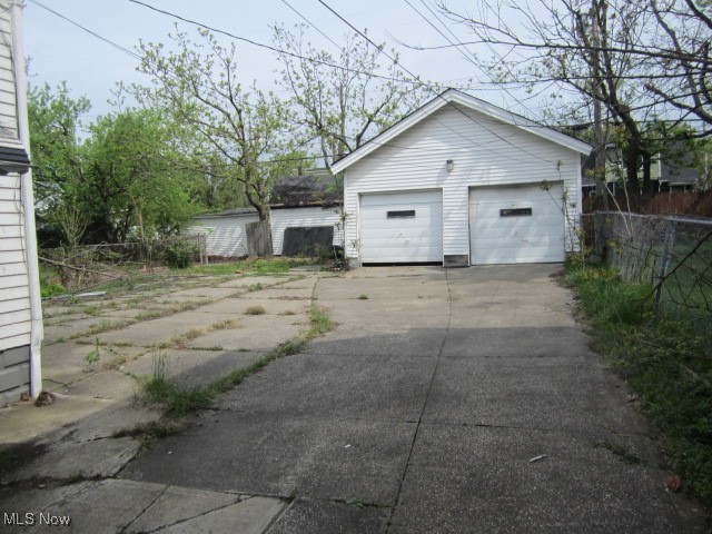13817 Bartlett Avenue