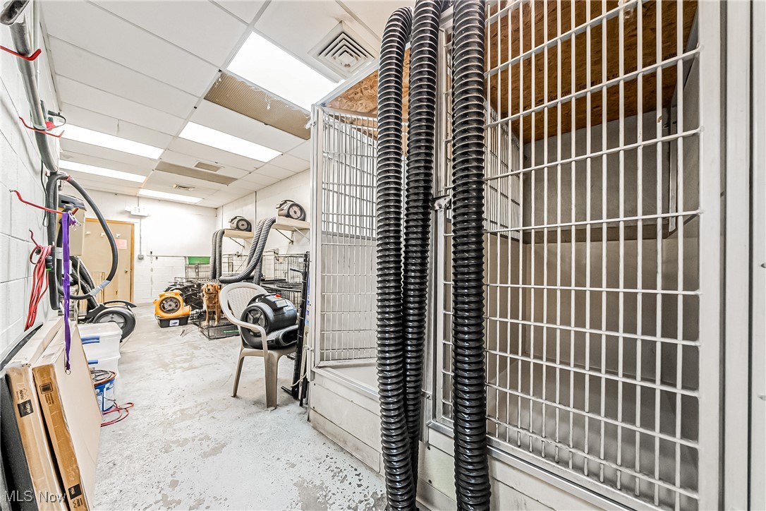 Warren Crest - Commercial Sale