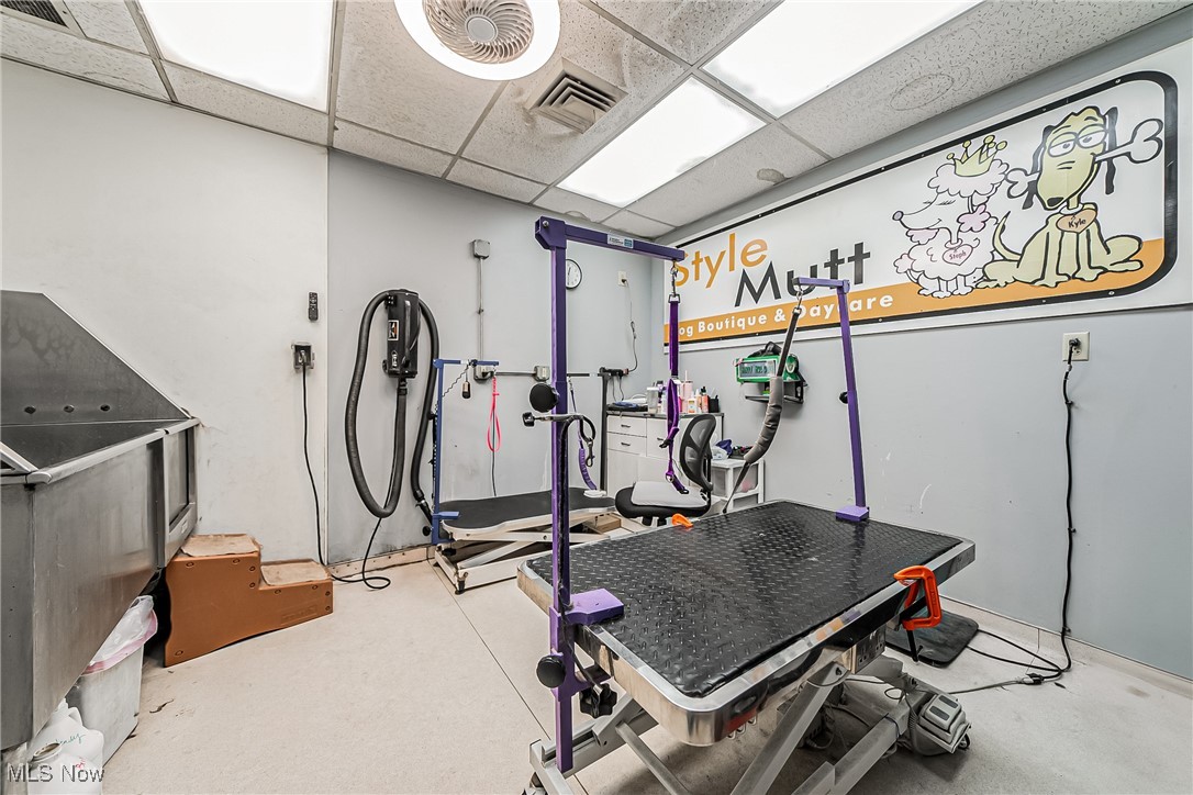 Warren Crest - Commercial Sale