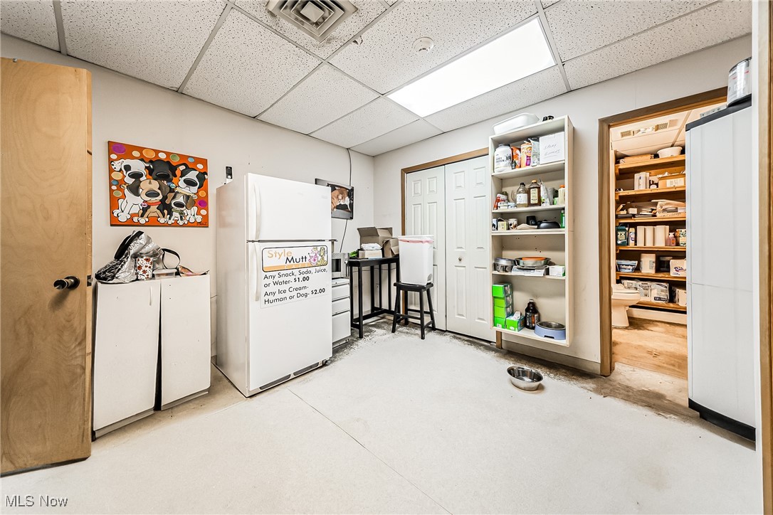 Warren Crest - Commercial Sale