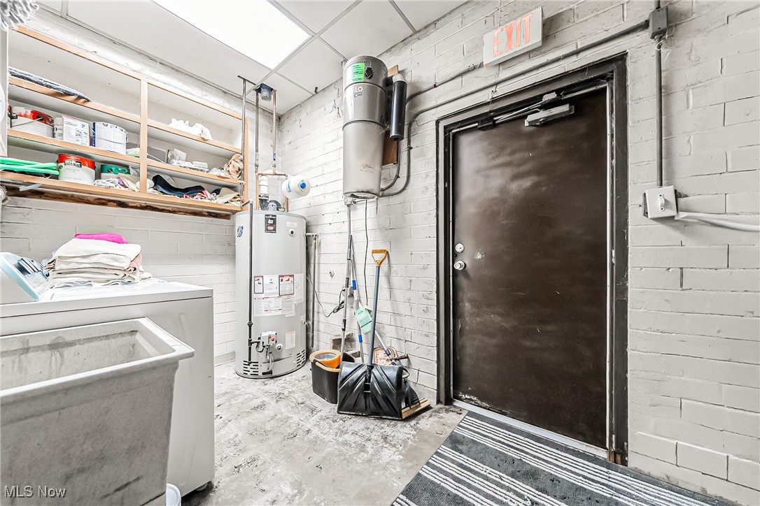 Warren Crest - Commercial Sale