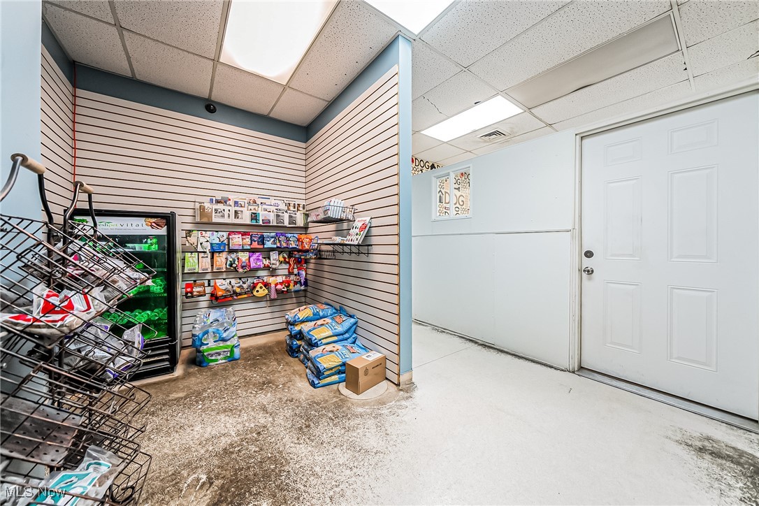 Warren Crest - Commercial Sale