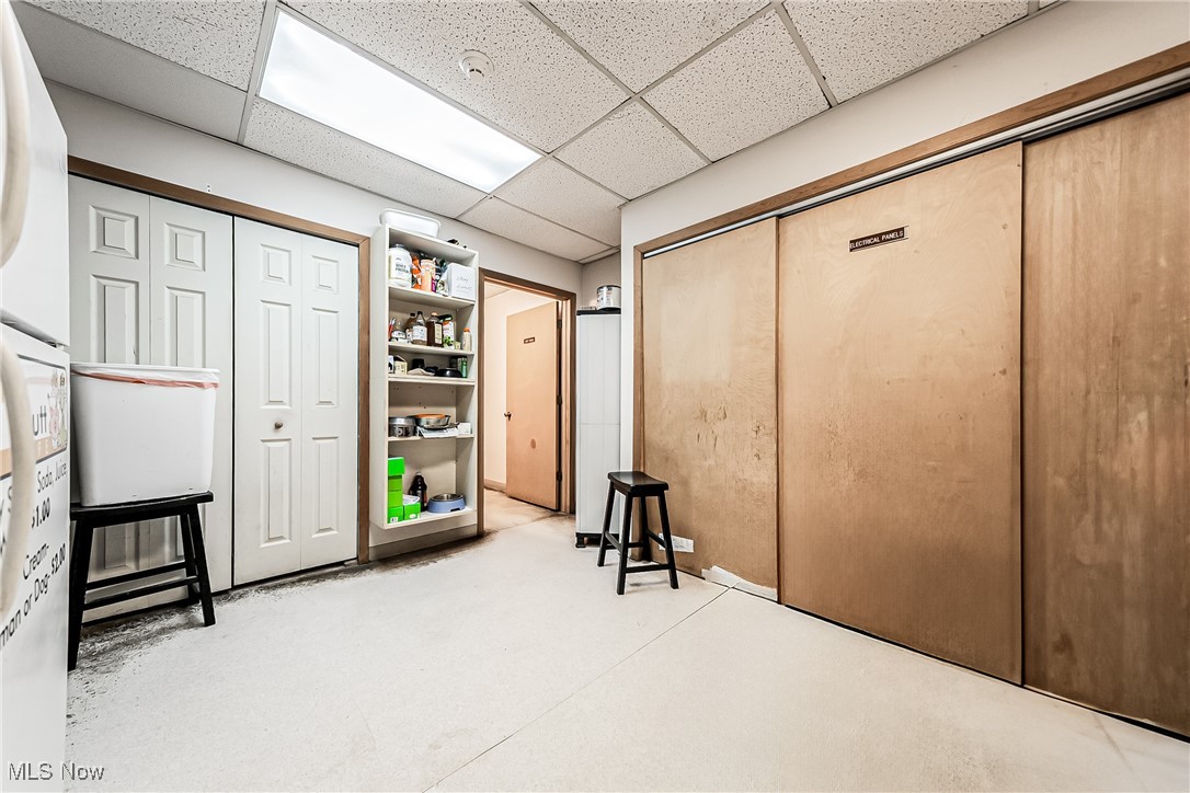 Warren Crest - Commercial Sale