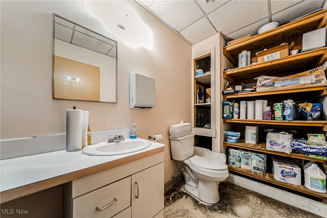 Warren Crest - Commercial Sale