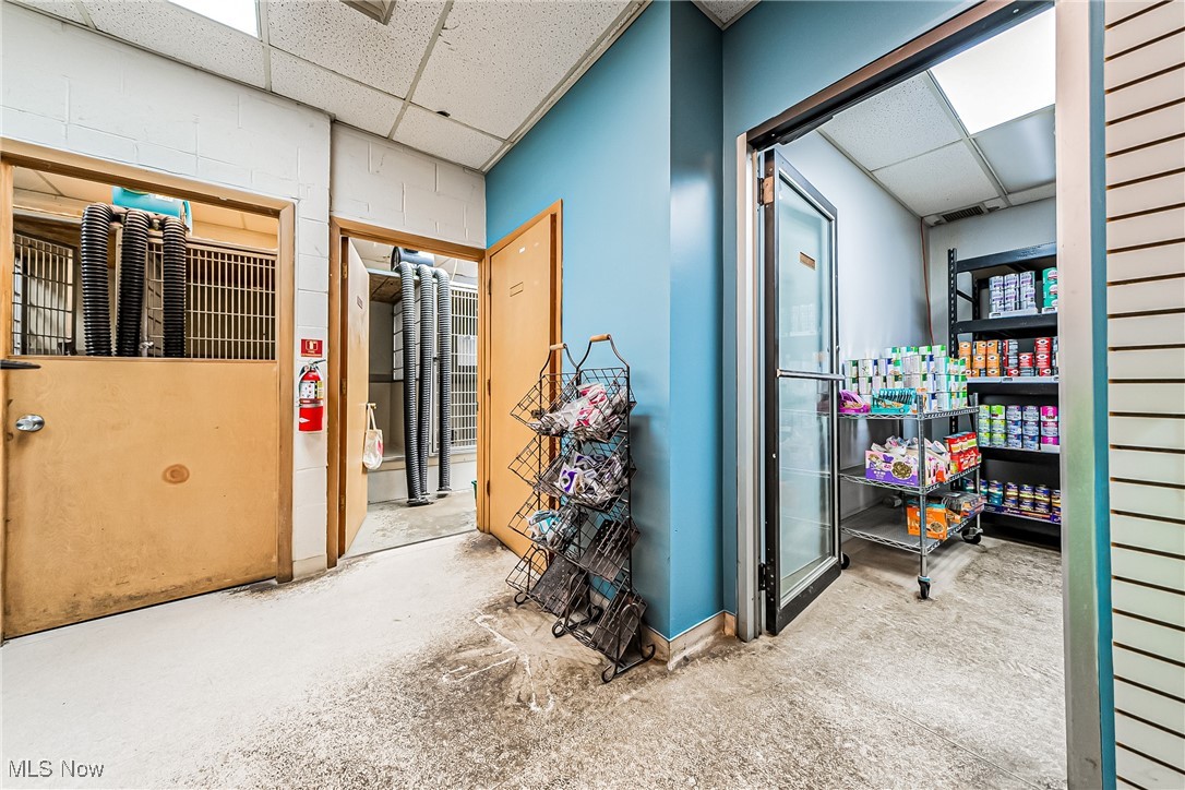 Warren Crest - Commercial Sale