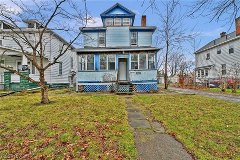 2129 E 30th Street Lorain OH 44055