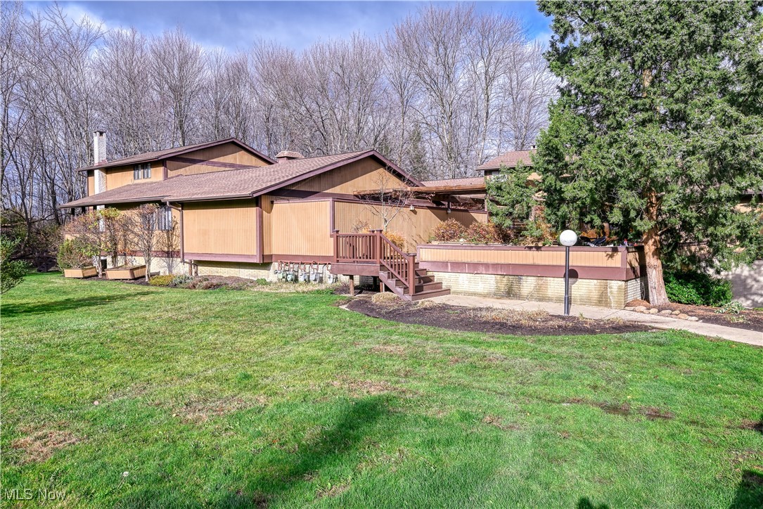 17640 Walnut Trail, Chagrin Falls, Ohio image 1