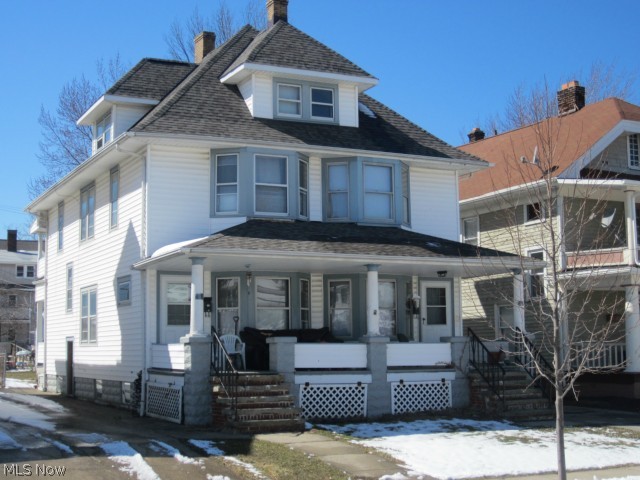 Gerard Companys 01 - Residential Income