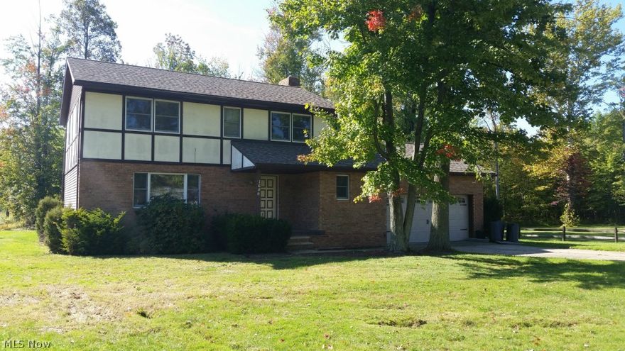 Wow...what a great deal!!!!  4 bedroom 2 1/2 bath 2 story with huge living room and big picture window, formal dining room  that leads into kitchen with ceramic tile flooring, 2 ceramic tiled islands for entertaining, big pantry, tons of cupboard space and wood burning fireplace for  those cold winter nights while making holiday dinners....plenty of room to entertain in this spacious home with big deck off kitchen and private lot on cul de sac. First floor laundry room and guest bath. 4 huge bedrooms upstairs with 2 full baths and tons of closet space. The full finished basement  has huge recreation room for everyone to relax and hang out ......what a great house for a great price!!!!!