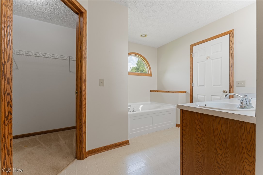 8180 Garnet Avenue, Canton, Ohio image 20