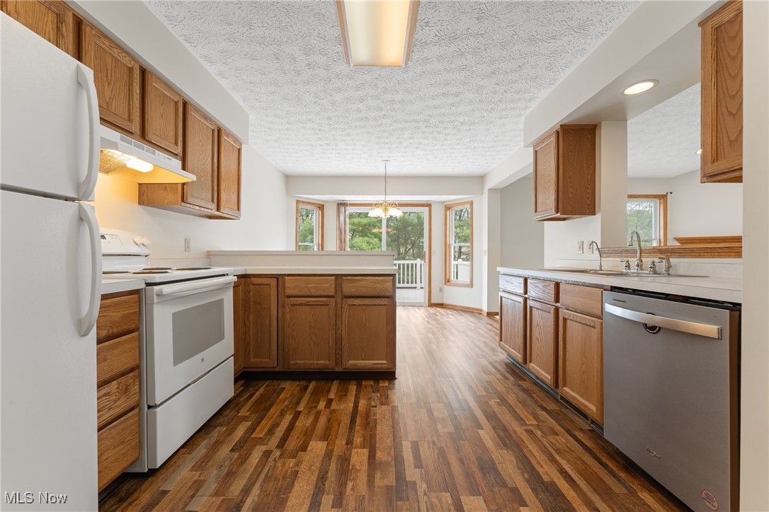 8180 Garnet Avenue, Canton, Ohio image 15