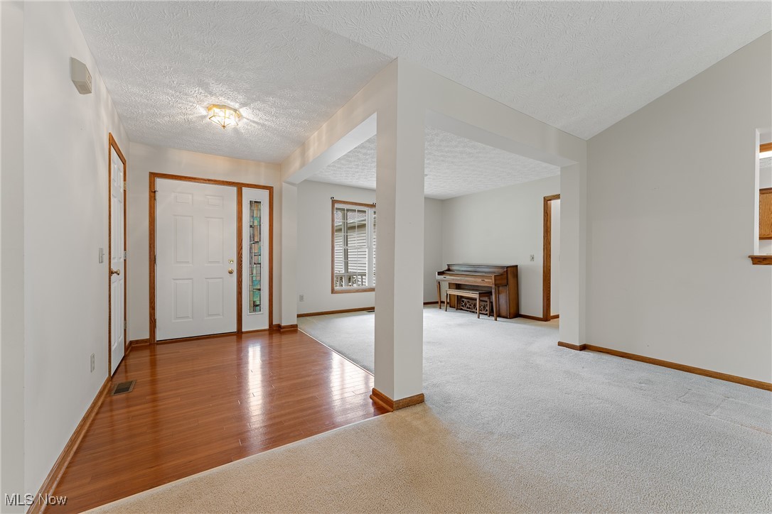 8180 Garnet Avenue, Canton, Ohio image 5