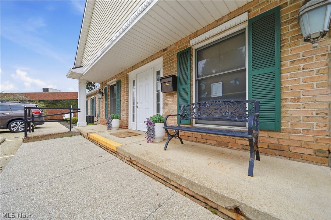 1225 S Main Street 101