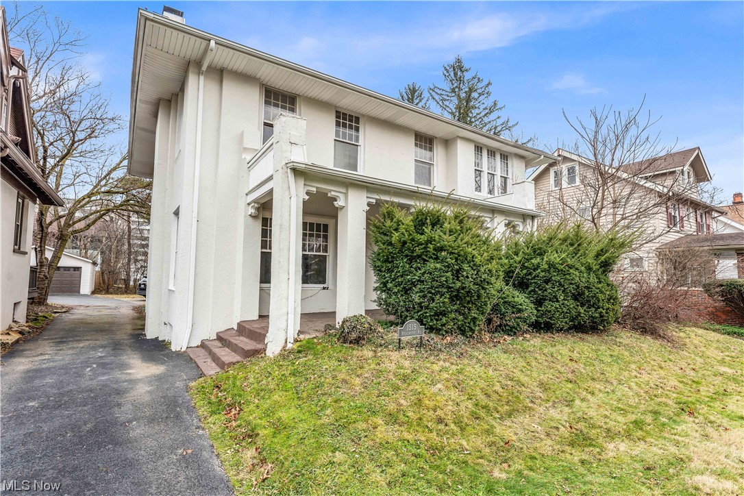 Lake Overlook - Residential Lease