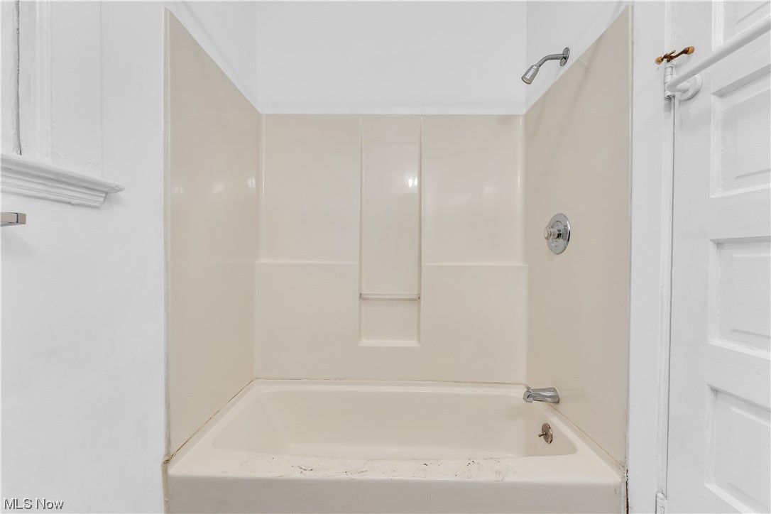 Lake Overlook - Residential Lease