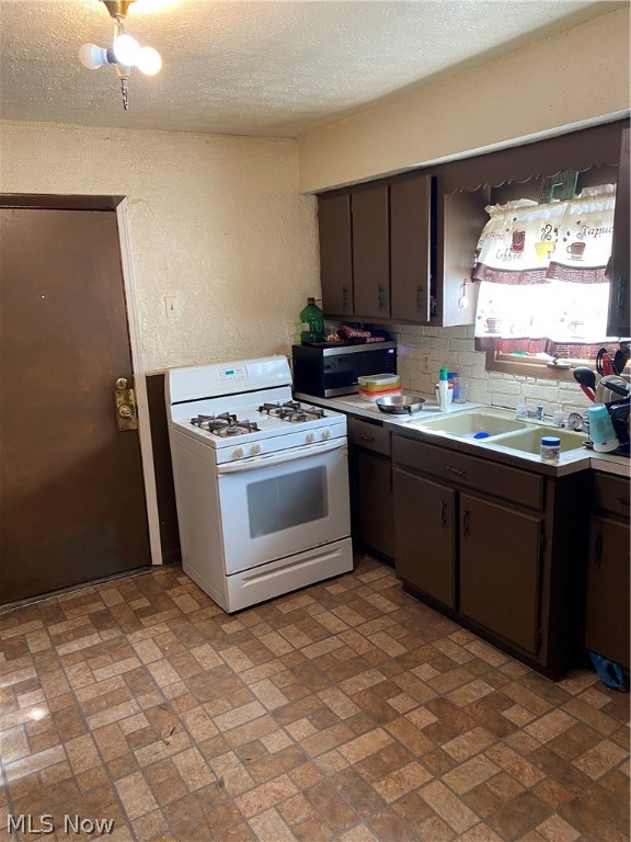 Pondview - Residential