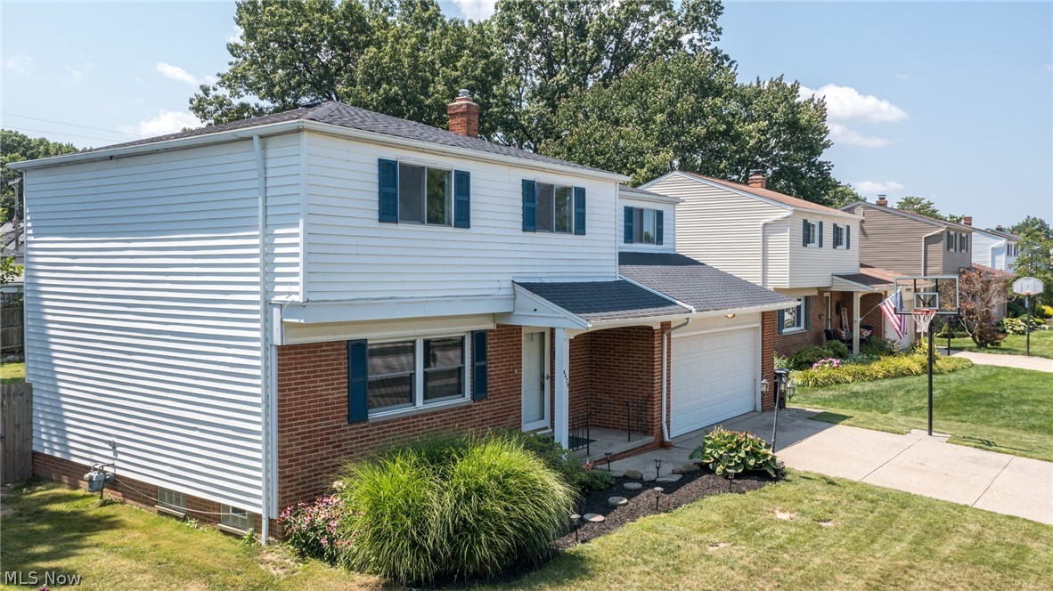 Woodrow Realty Cos Woodrow Ave - Residential