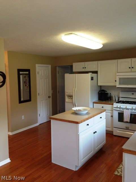 Emerald Lakes - Residential