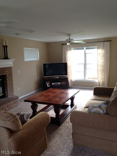 Emerald Lakes - Residential