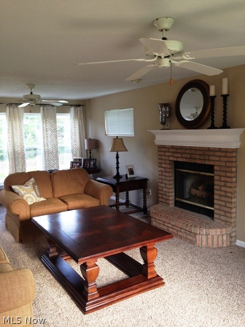 Emerald Lakes - Residential