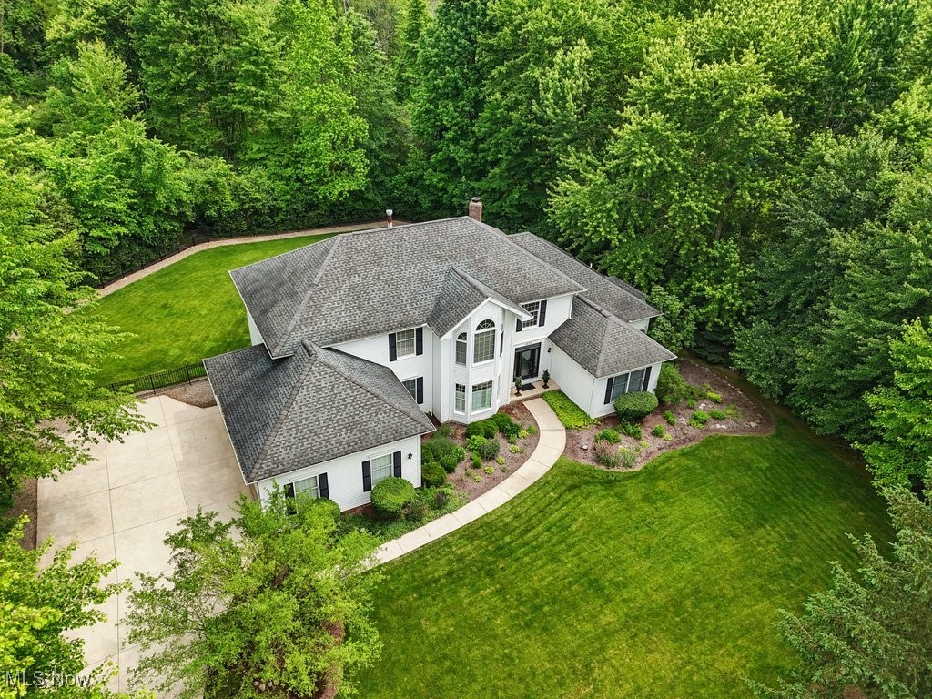 1497 Hunting Hollow Drive