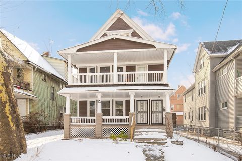 10322 Parkgate Avenue Cleveland OH 44108