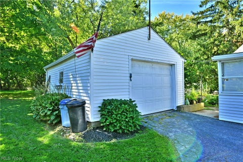 Tiny photo for 2422 Wilson Sharpsville Road, Cortland, OH 44410 (MLS # 5247063)