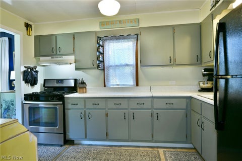 Tiny photo for 2422 Wilson Sharpsville Road, Cortland, OH 44410 (MLS # 5247063)