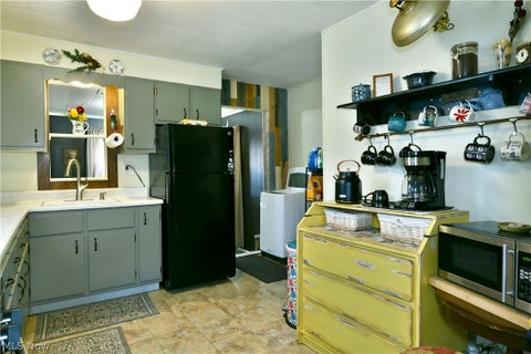 Tiny photo for 2422 Wilson Sharpsville Road, Cortland, OH 44410 (MLS # 5247063)