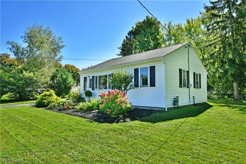 Tiny photo for 2422 Wilson Sharpsville Road, Cortland, OH 44410 (MLS # 5247063)
