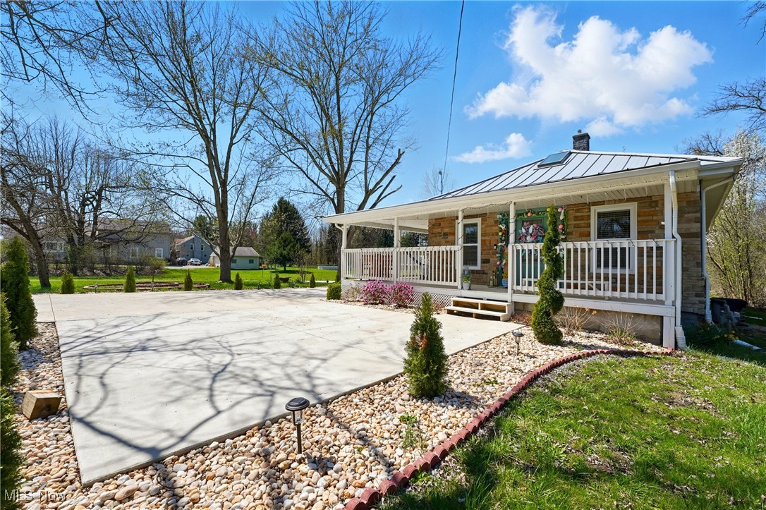 3270 S Canfield Niles Road, Canfield, Ohio image 7