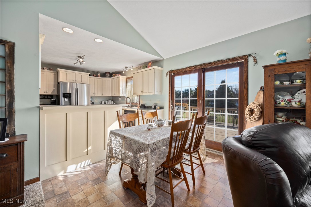 17 W Maple Drive, Seville, Ohio image 18