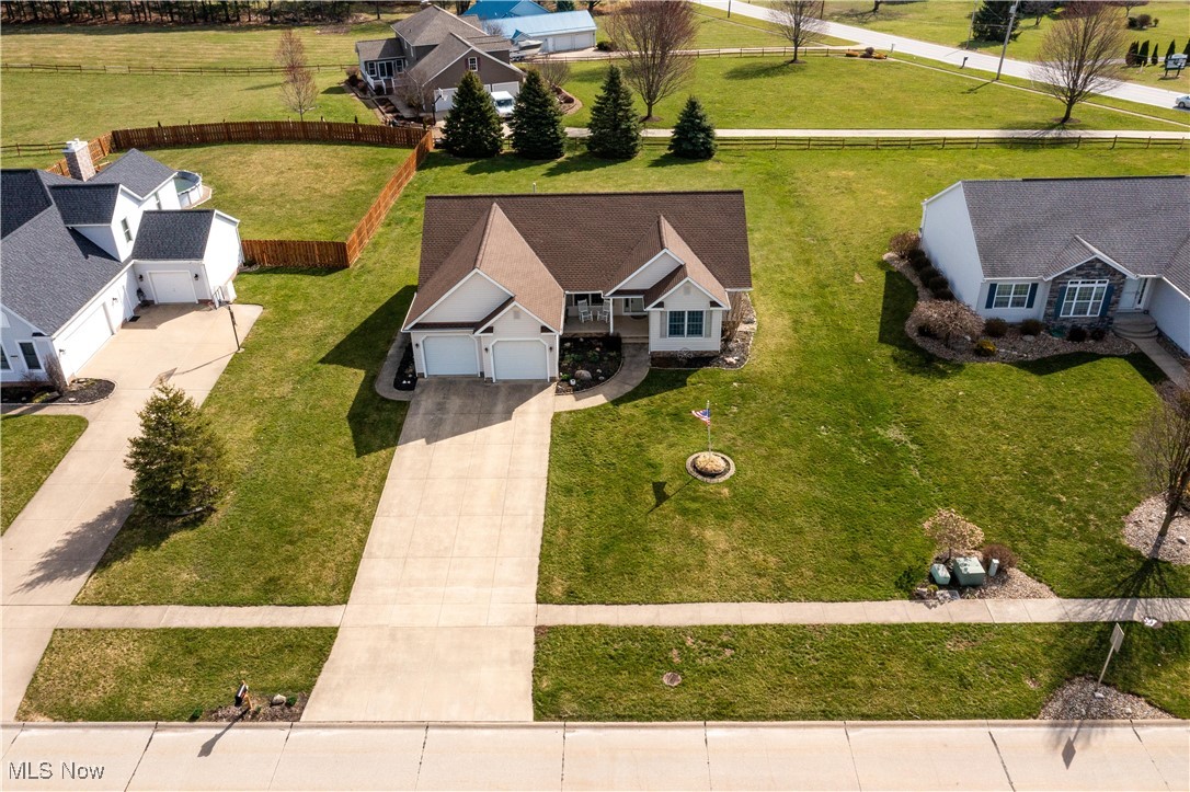 17 W Maple Drive, Seville, Ohio image 44