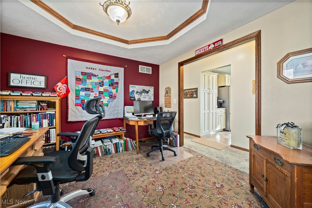 17 W Maple Drive, Seville, Ohio image 3