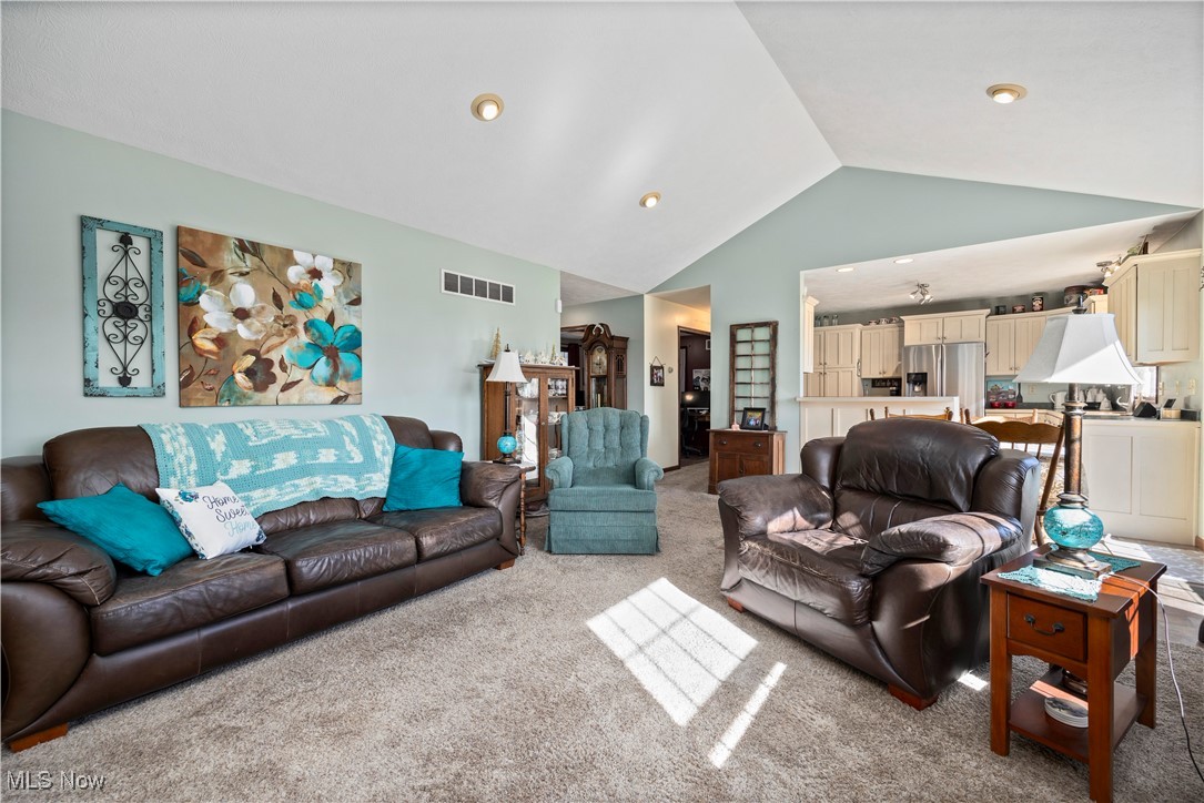 17 W Maple Drive, Seville, Ohio image 16