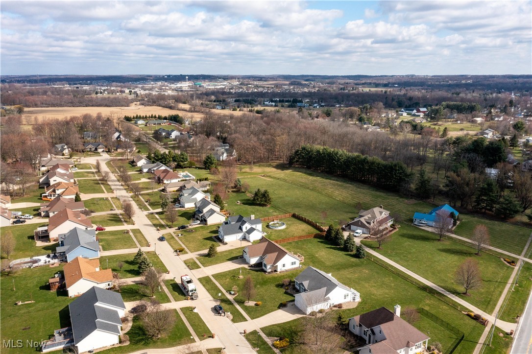 17 W Maple Drive, Seville, Ohio image 47