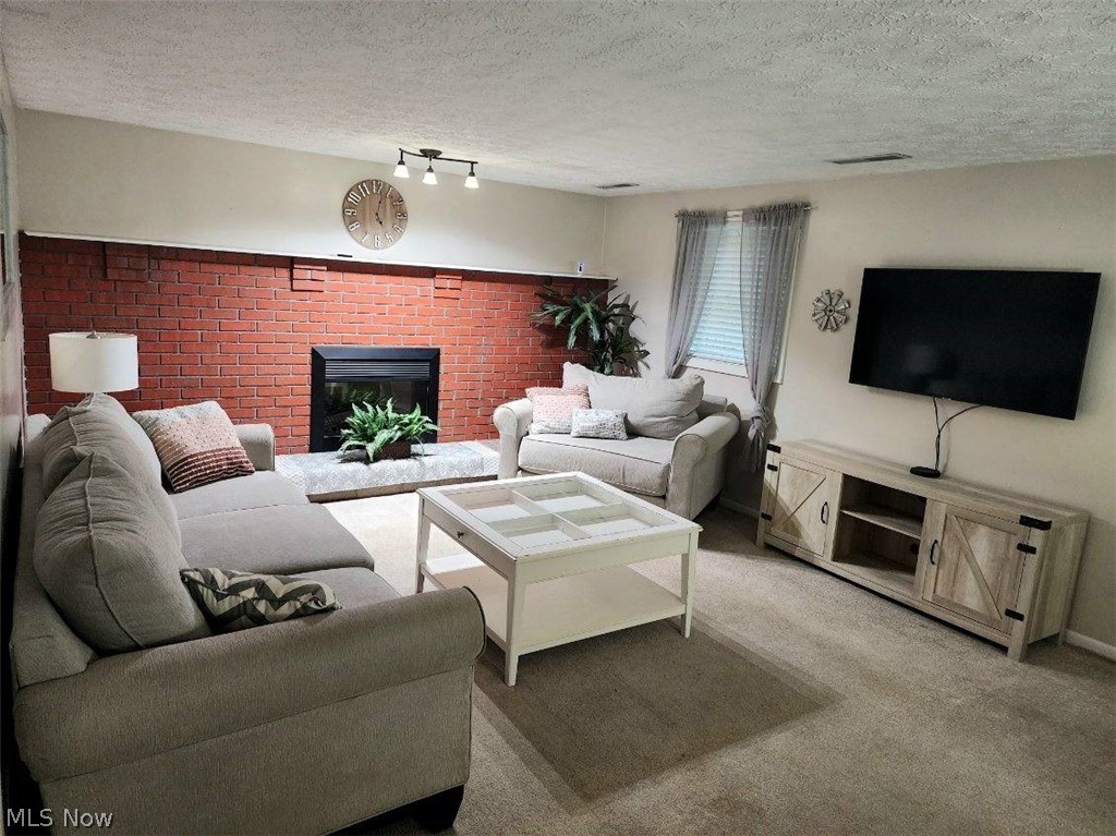 Diamond Estates - Residential