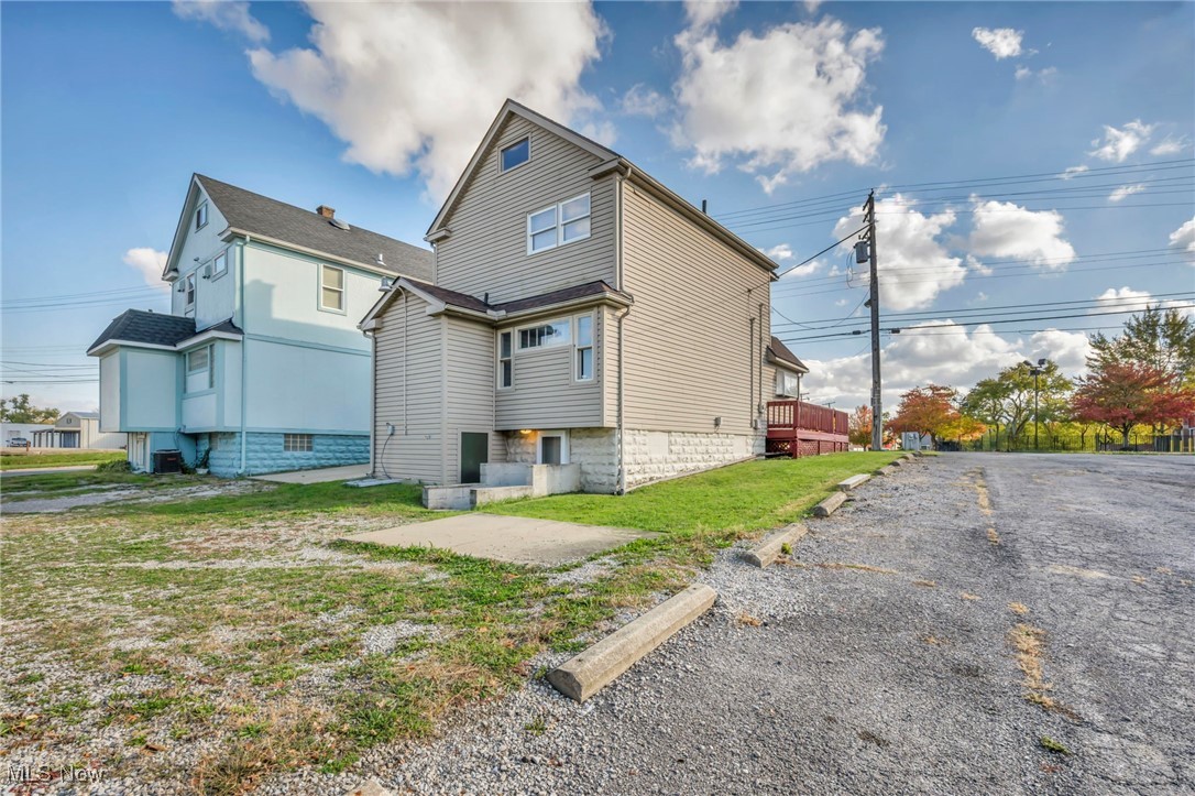 Beebes 01 - Commercial Sale