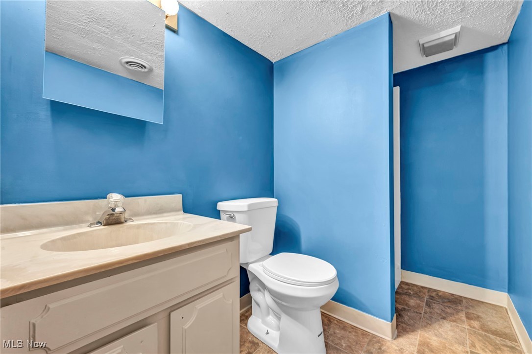 Beebes 01 - Commercial Sale