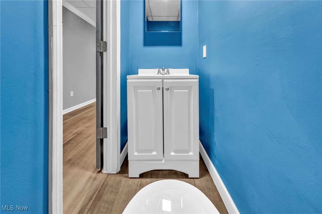 Beebes 01 - Commercial Sale