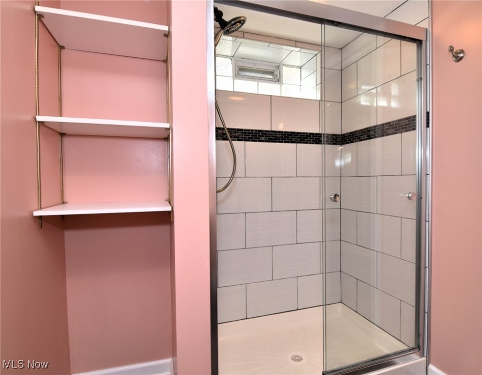 14501 Caldwell Avenue, Cleveland, Ohio image 38