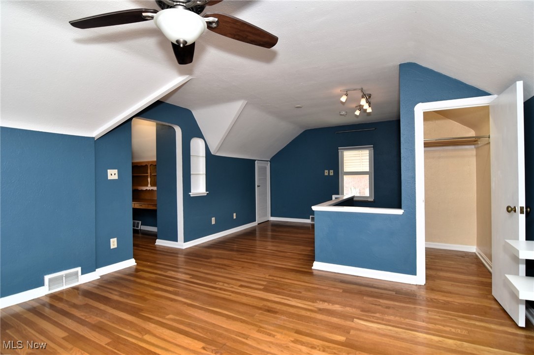 14501 Caldwell Avenue, Cleveland, Ohio image 29