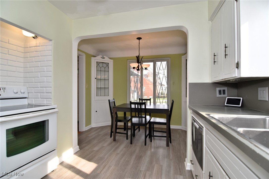 14501 Caldwell Avenue, Cleveland, Ohio image 13