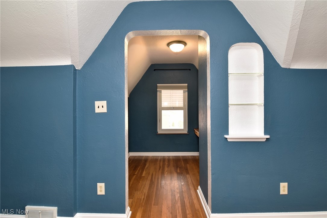 14501 Caldwell Avenue, Cleveland, Ohio image 30