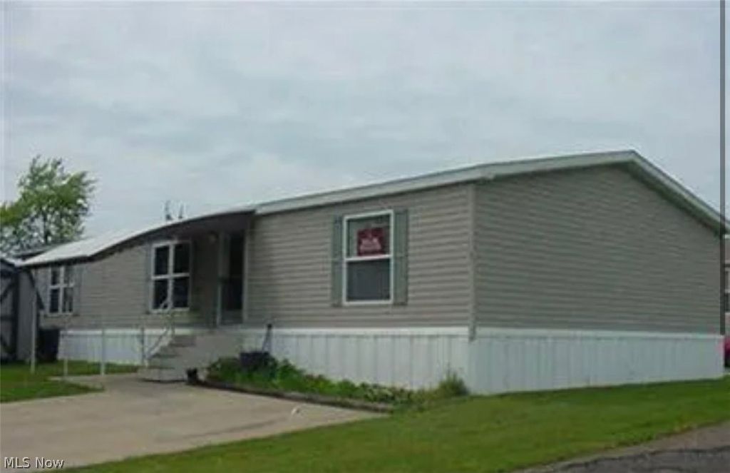 Photo of 12860 Mayfield Road, Chardon, OH 44024 (MLS # 5191730)