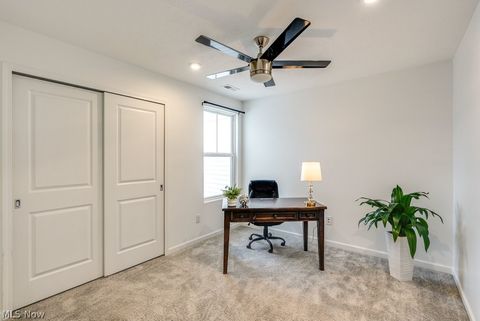 Tiny photo for 855 Dipper Lane, Aurora, OH 44202 (MLS # 5189011)