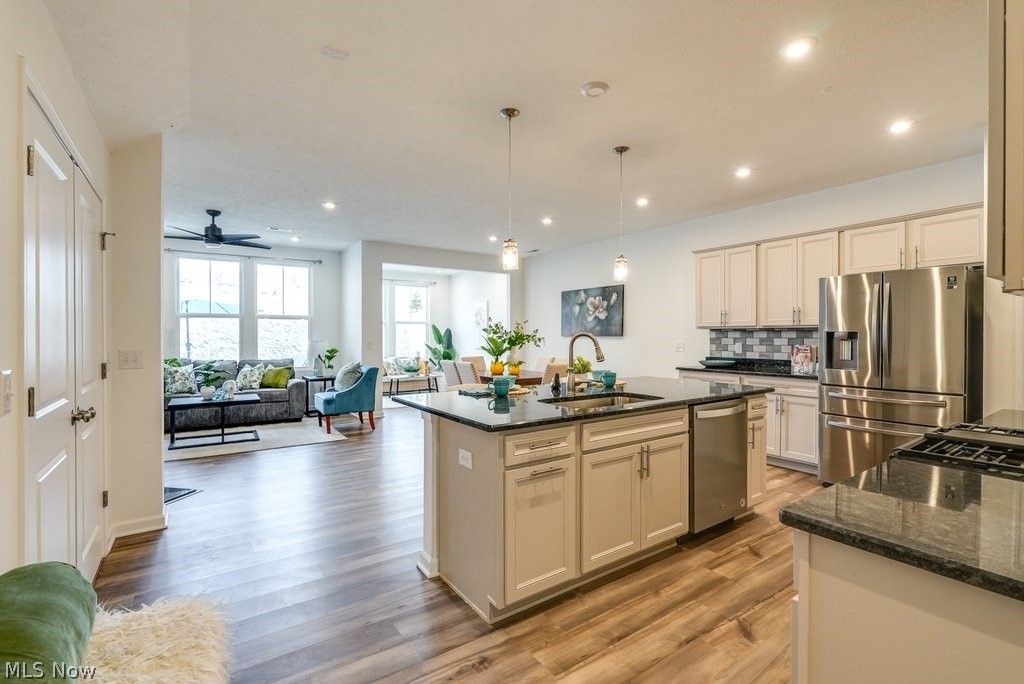 Photo of 855 Dipper Lane, Aurora, OH 44202 (MLS # 5189011)