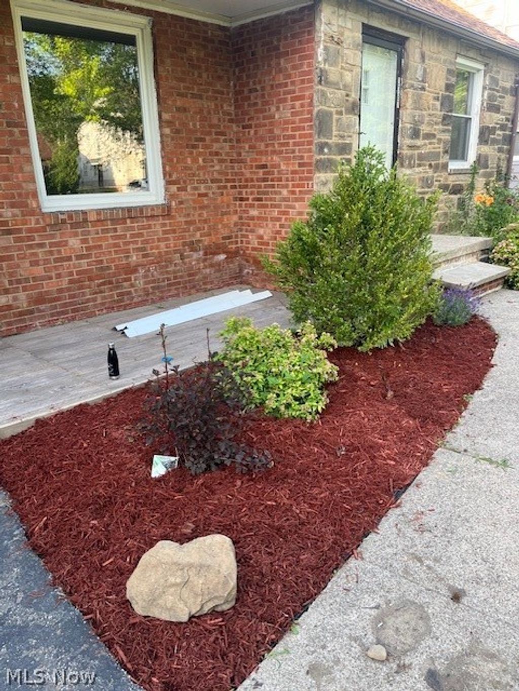 Photo of 3787 Bainbridge Road, Cleveland Heights, OH 44118 (MLS # 5202613)